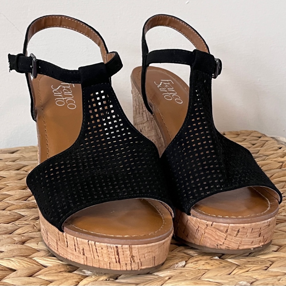 New Franco Sarto T-Strap cork wedge sandals in black size 8.5. Great for summer!